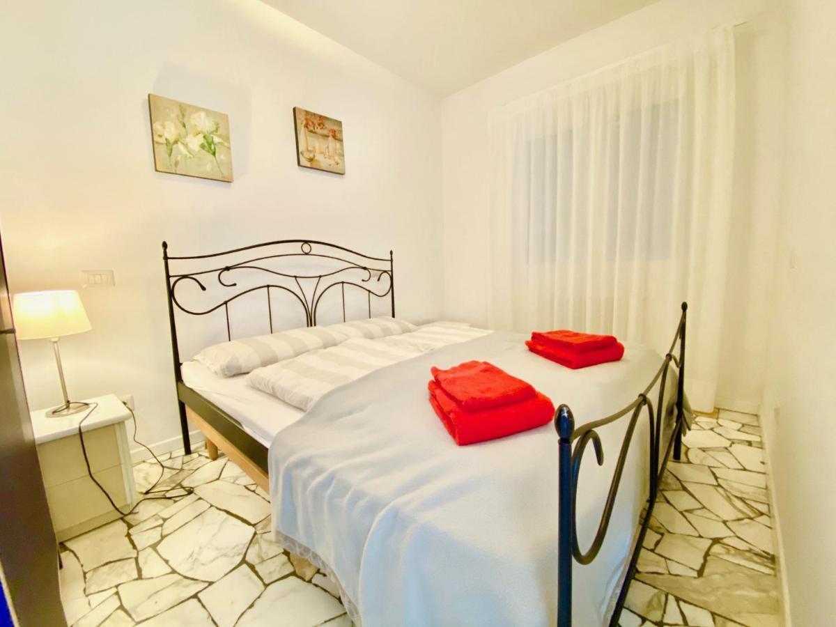 Appartamento Buresso Porto Valtravaglia Exteriér fotografie